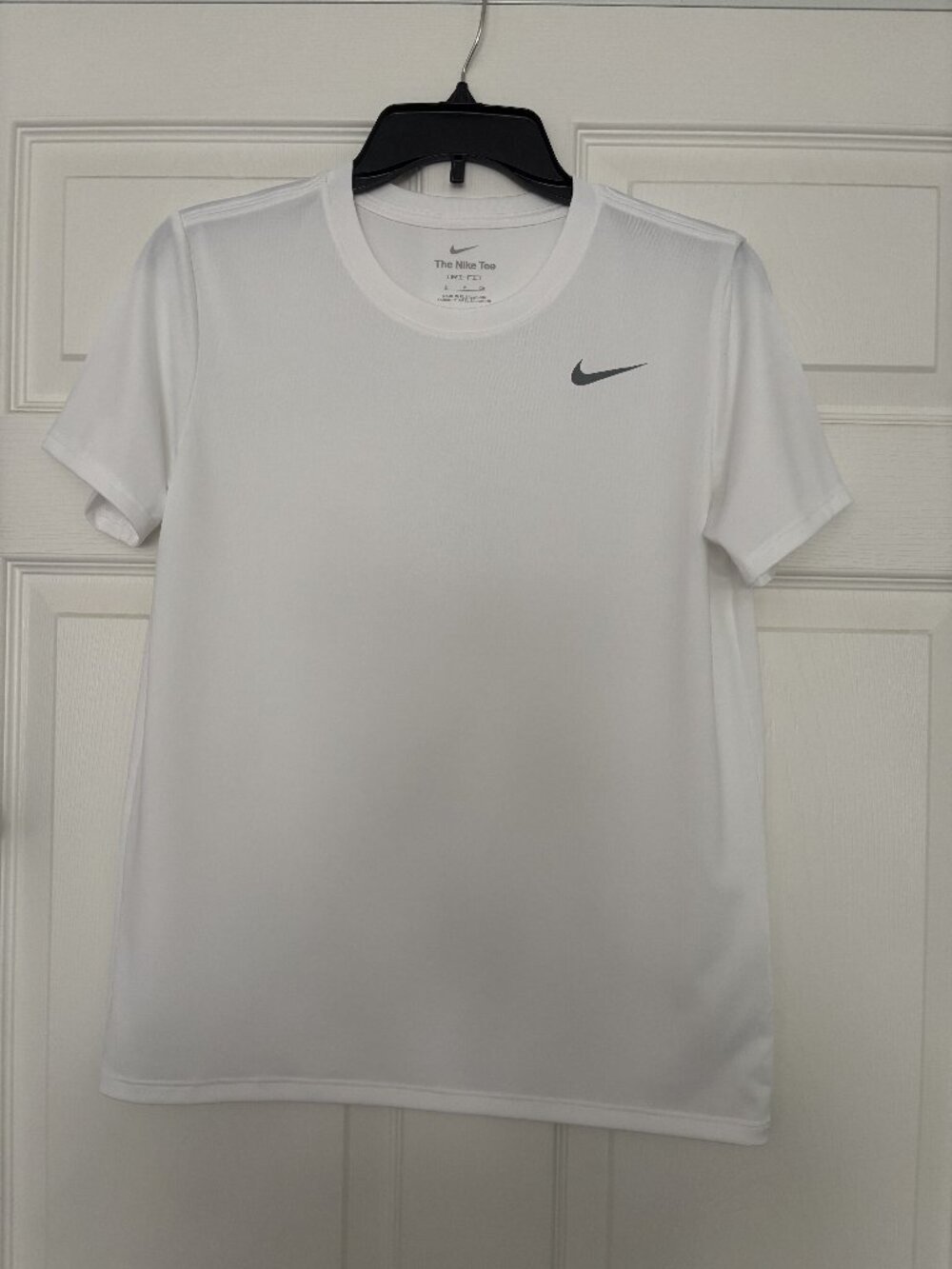 Mens' Nike white tshirt